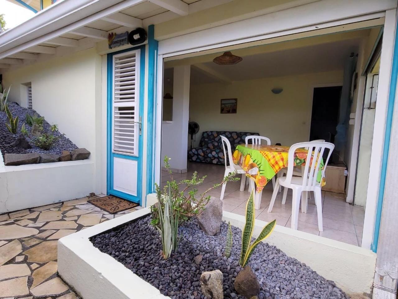 Les Marches De Paulina Appartement Sainte-Luce Buitenkant foto